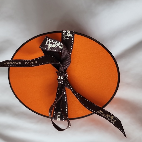 Hermès Cheval Punk Scarf/Losange Cashmere & Silk - Picture 5 of 14